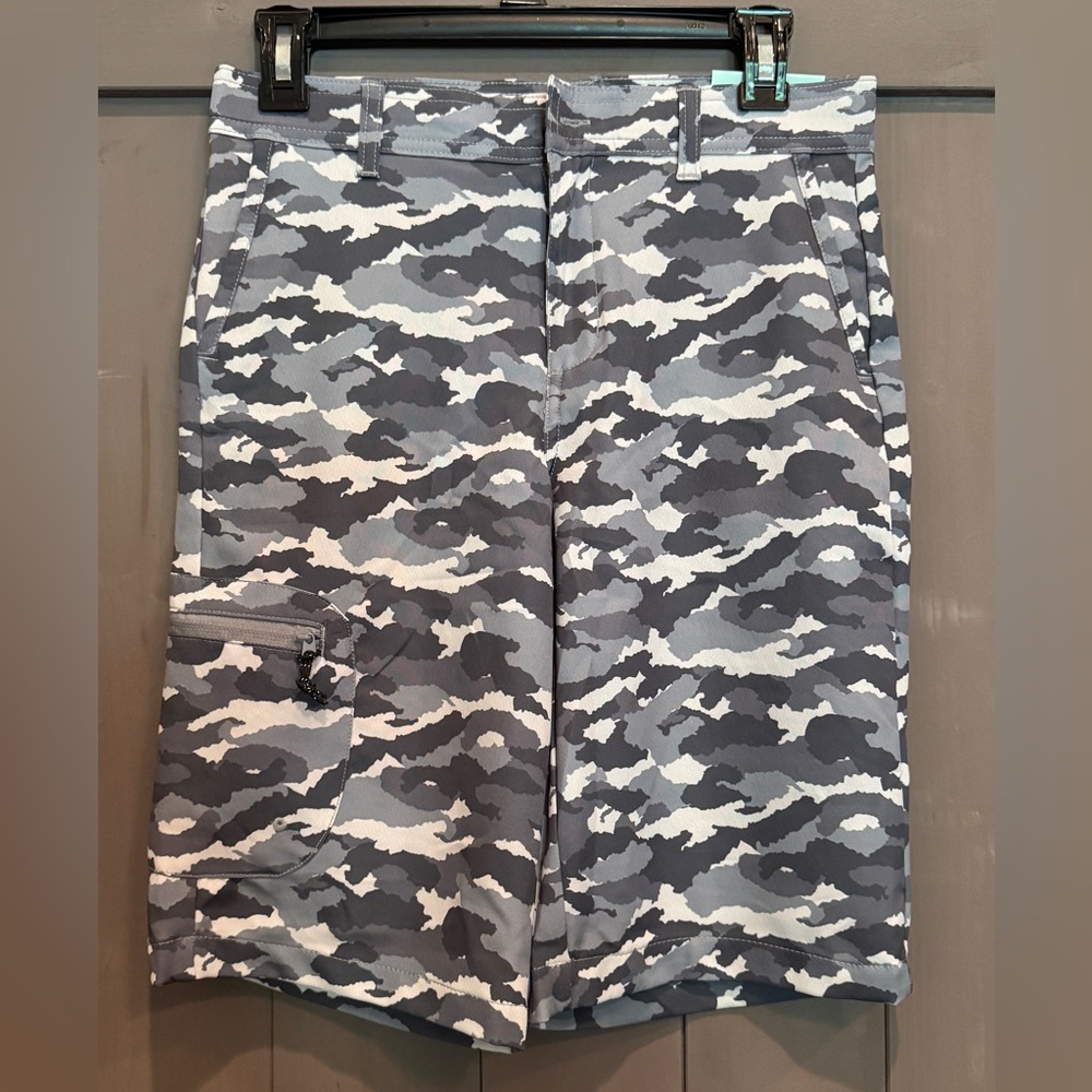 NWT Magellan boys camo shorts size 14